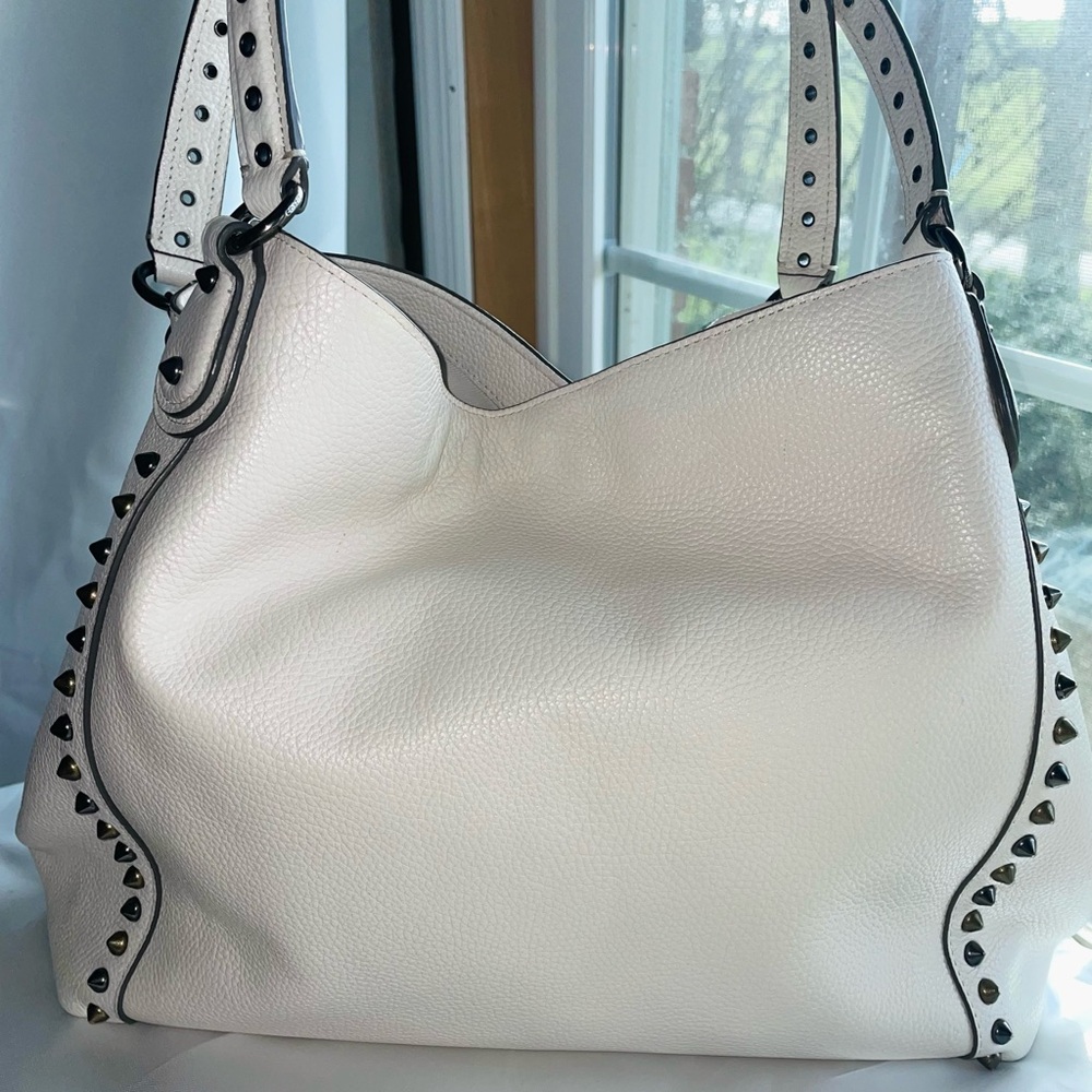 Coach Edie 31 Bandana Rivets Shoulder Bag Chalk White Pebble Leather - Picture 5 of 14
